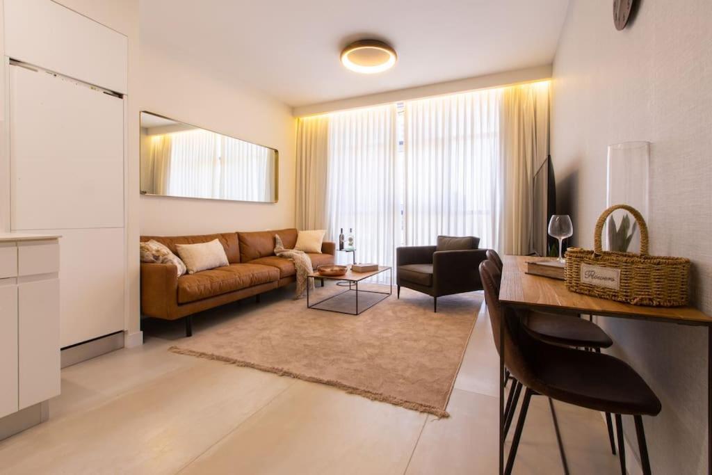 Aphrodite Appartement *